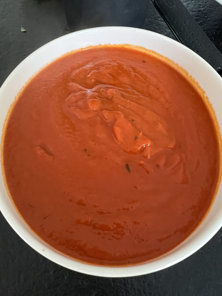 Basilikum-Tomaten-Sauce