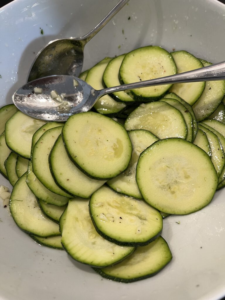 Zucchini Basilikum Tarte