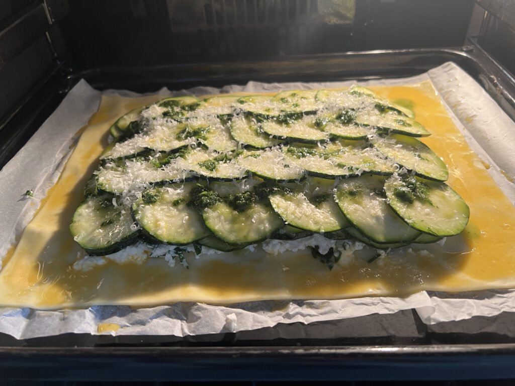Zucchini Basilikum Tarte