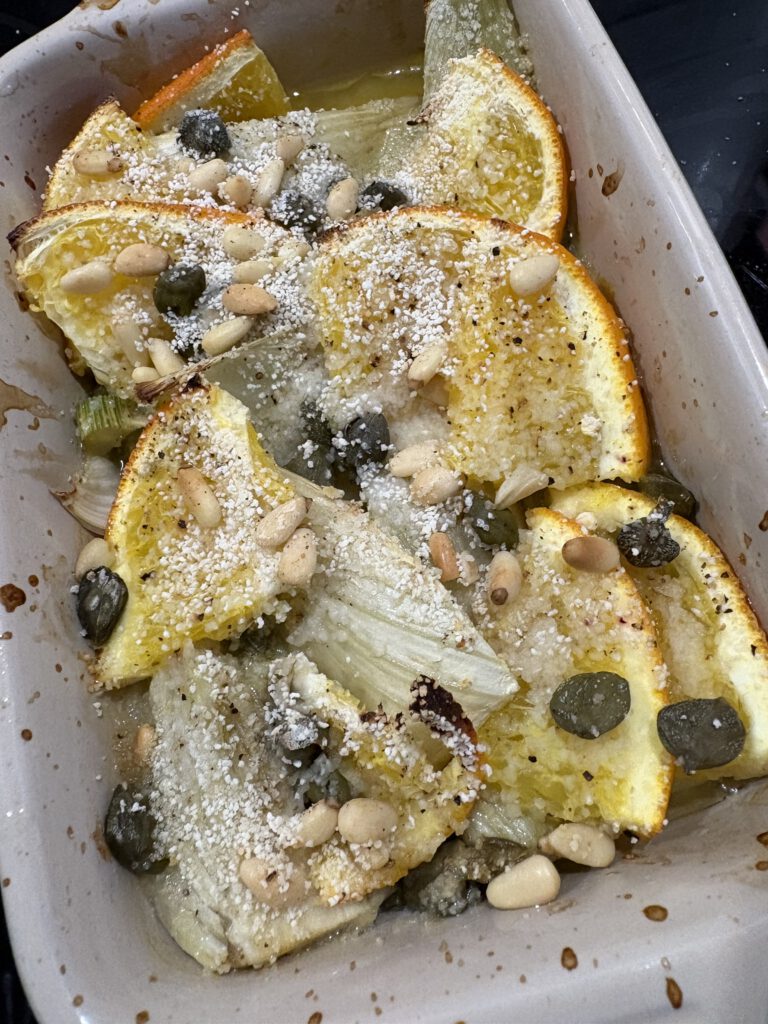 Fenchel mit Orange & Pinienkernen