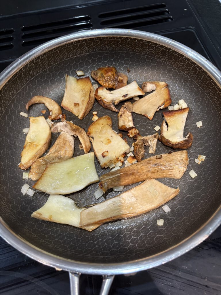 Pasta mit Steinpilzen