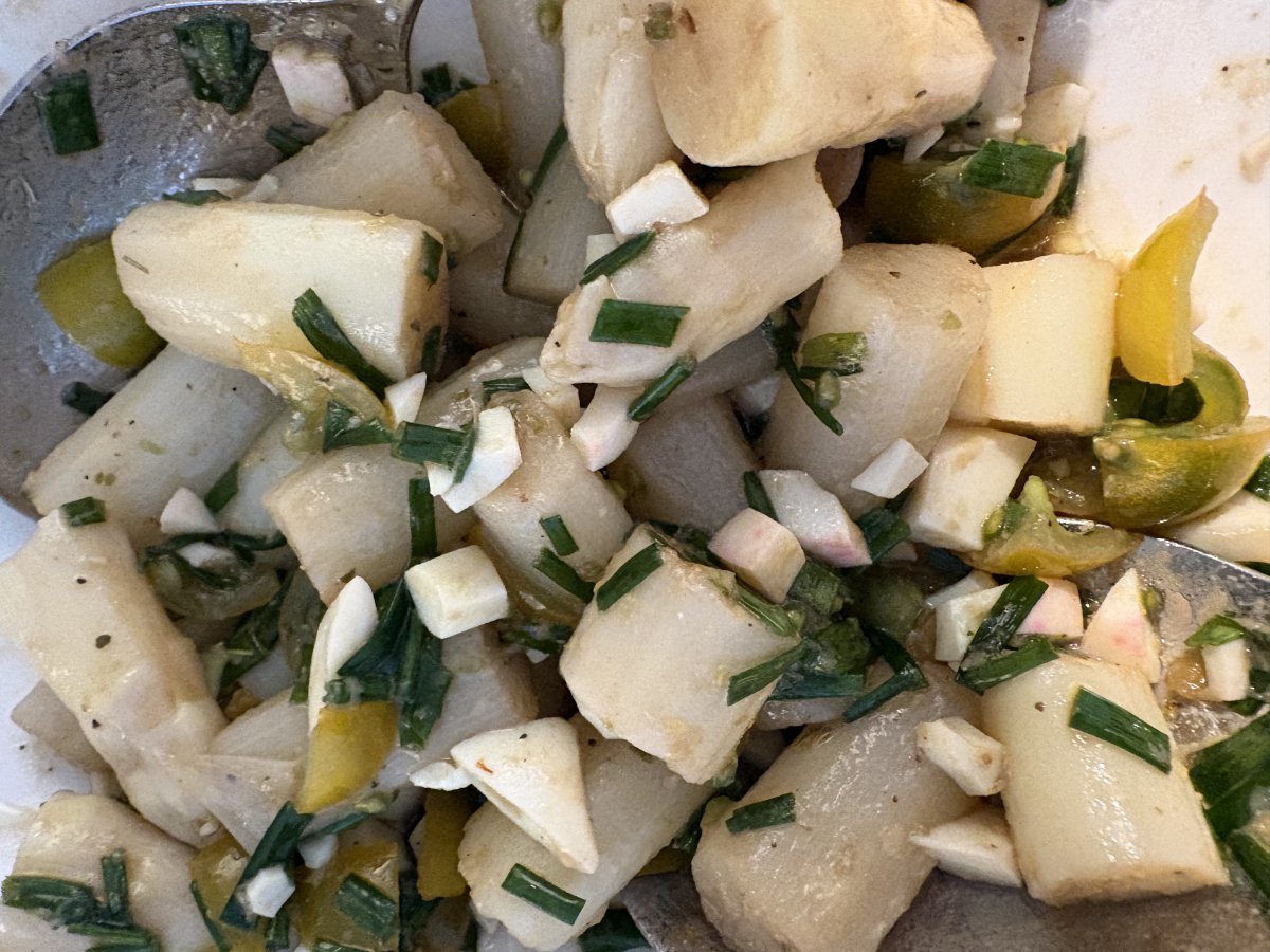 Spargelgemüse mit Kräutersauce