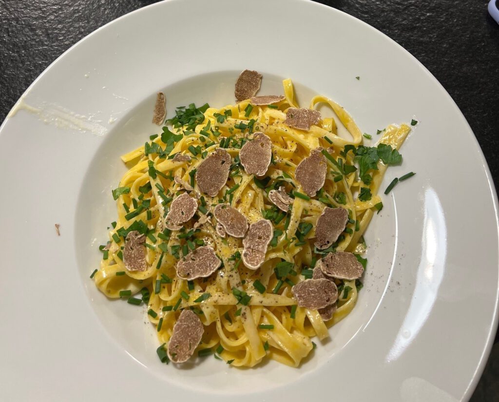 Pasta Alfredo mit Trüffel