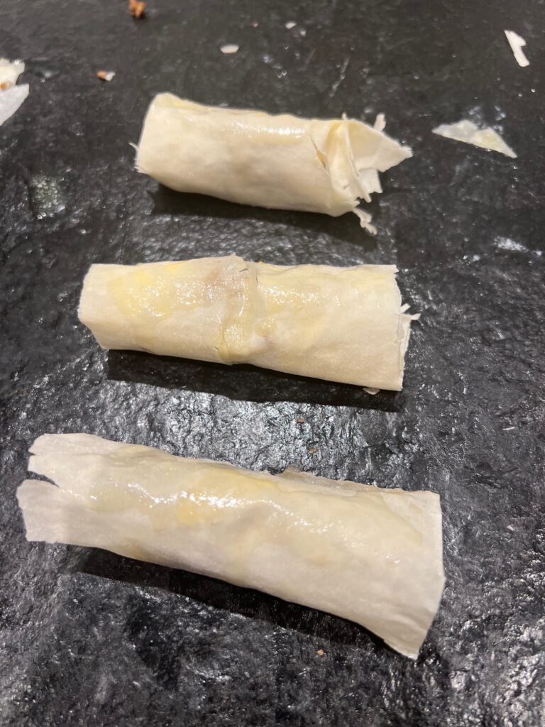 Filo-Röllchen mit Rinderhack