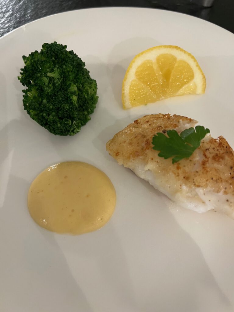 Seeteufel an Weißweinsauce