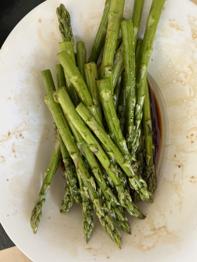Garnelen mit grünen Spargel