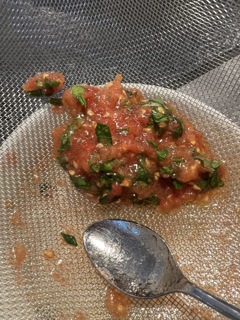 Pan con tomate y sardinas