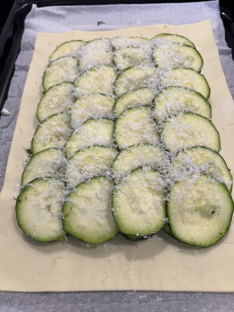 Zucchini Basilikum Tarte