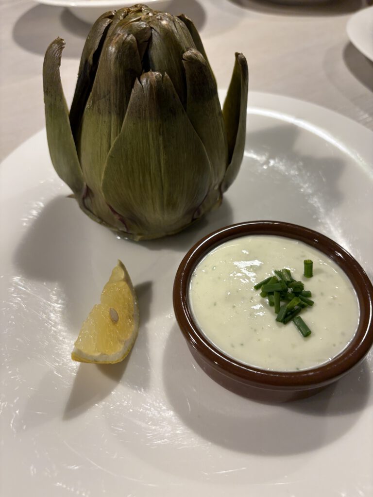 Artischocke mit Aioli