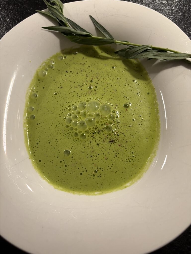 Liebstöckelschaum