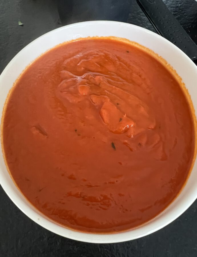Basilikum-Tomaten-Sauce