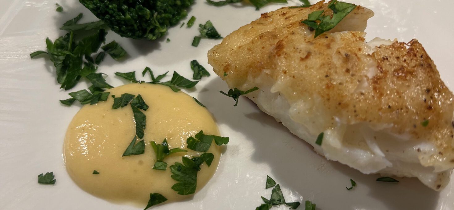 Seeteufel an Weißweinsauce