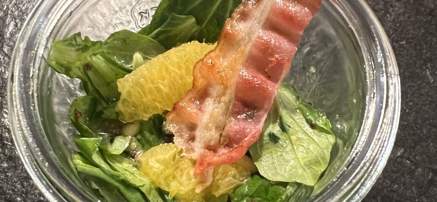 Feldsalat mit Orange & Speck
